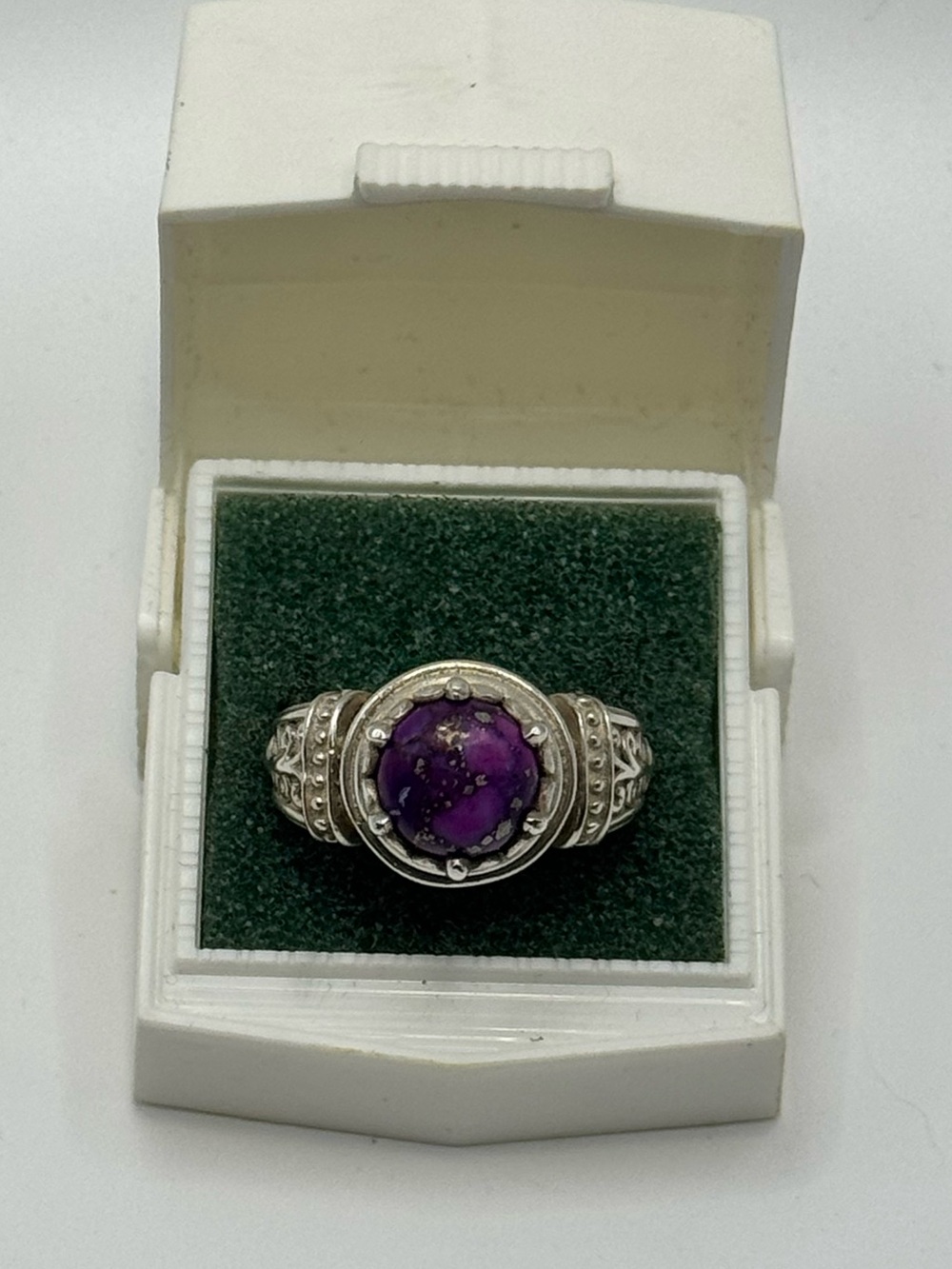 Vintage Sterling Silver Crown Mount Purple Stone Ring - Picture 3 of 13